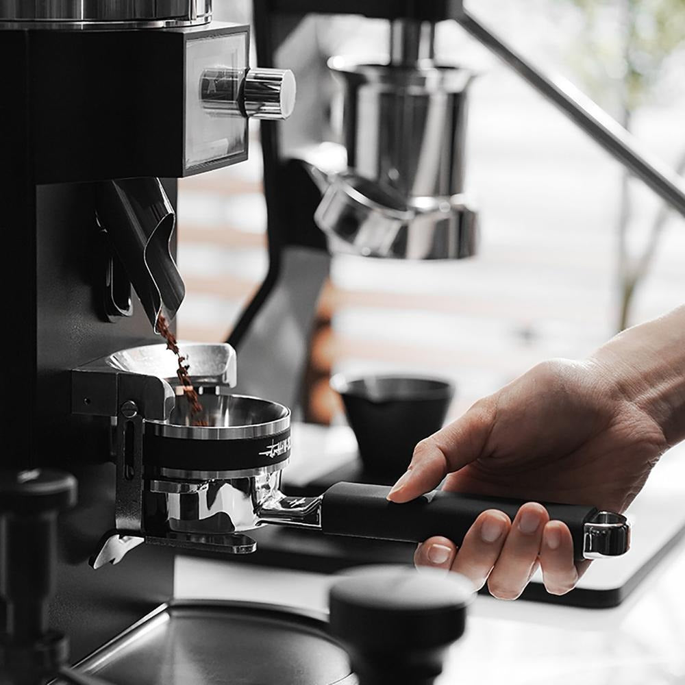 YU Series Unibody Bottomless Portafilter: 58mm