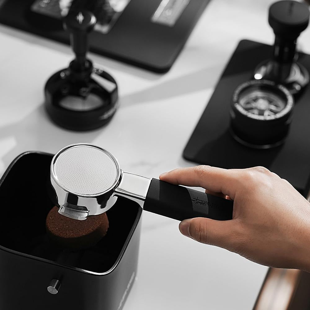 YU Series Unibody Bottomless Portafilter: 58mm